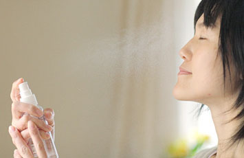 お肌に染み込む神秘の水